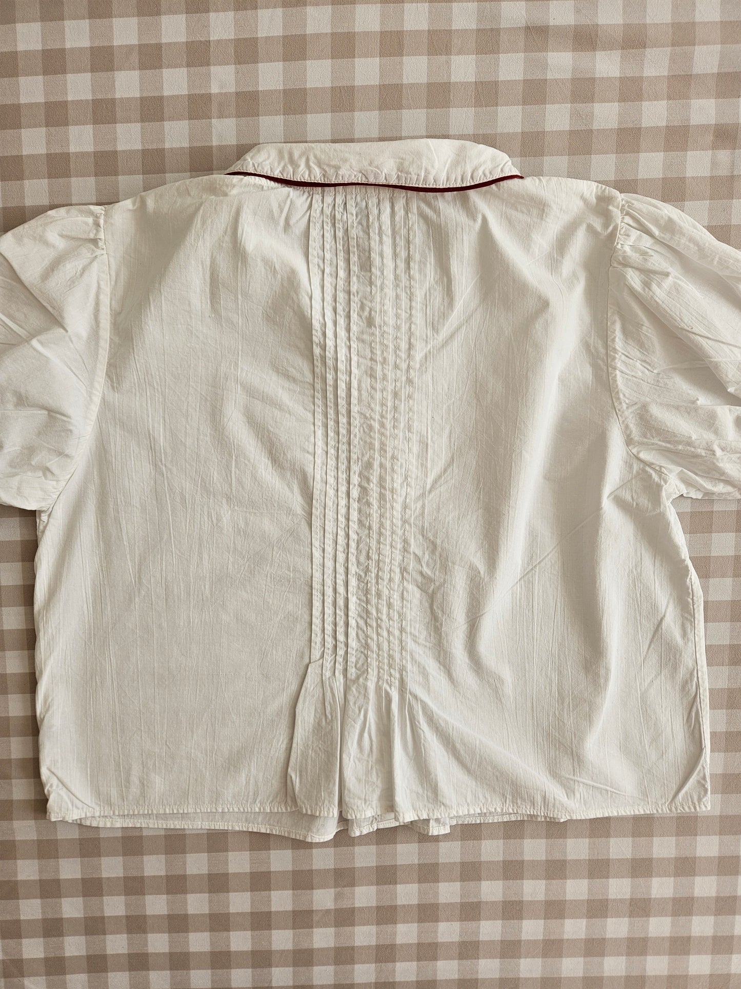 Chemisier brodé fleurs col claudine - M