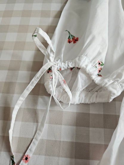 Blouse blanche fleurie en coton - M