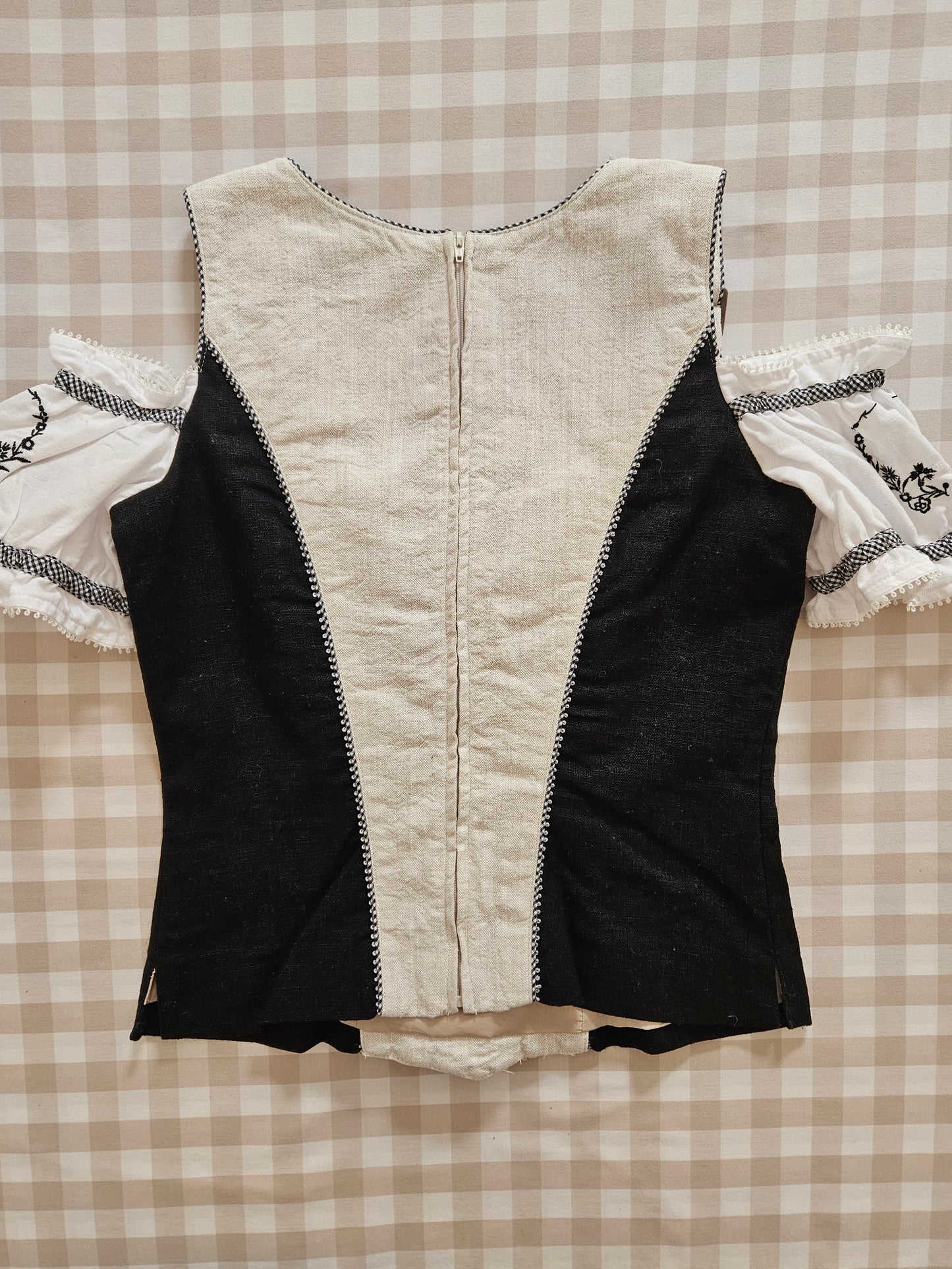 Top corset brodé à lacets - XS/S