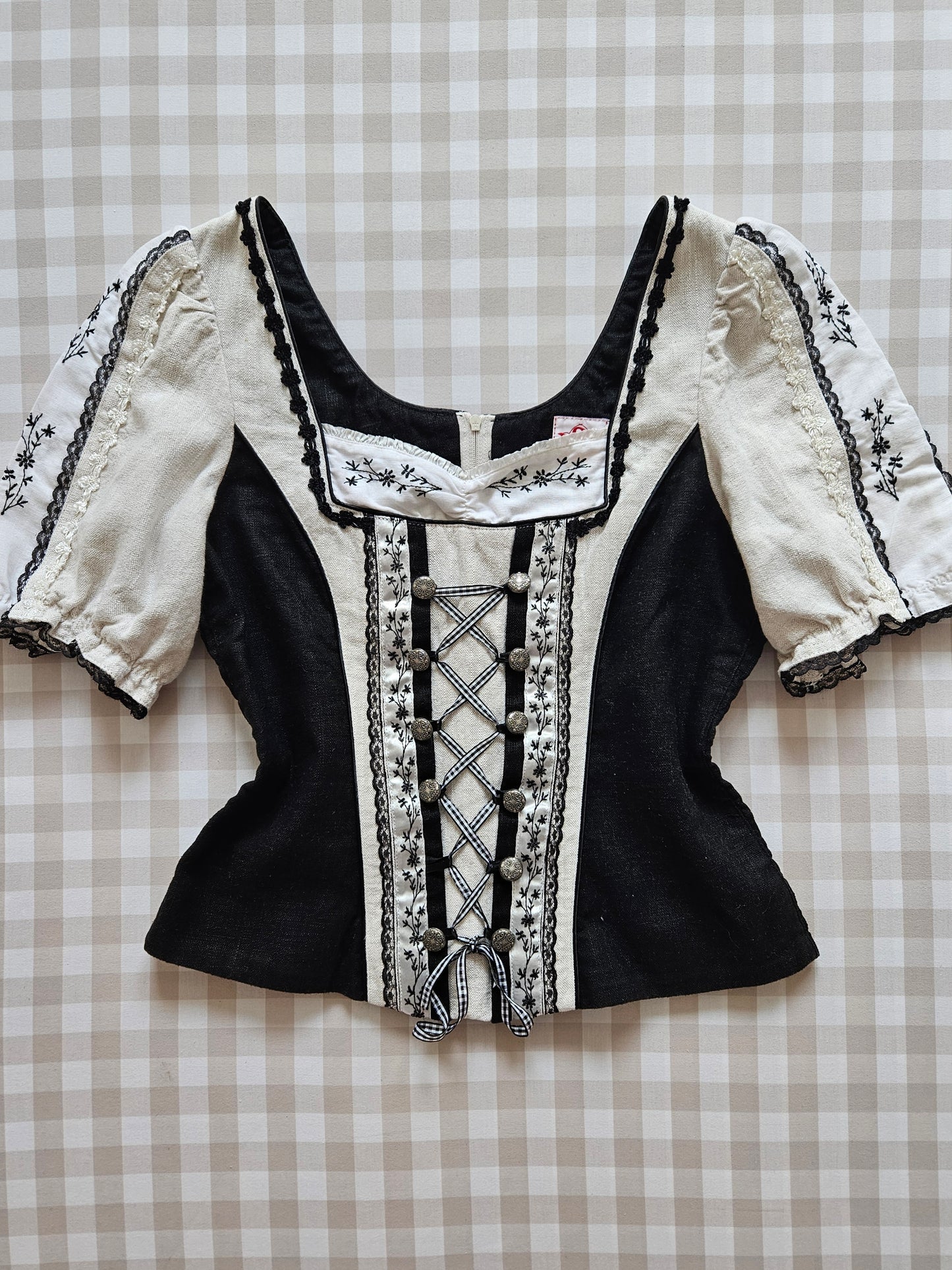 Top en lin à lacets brodé vintage - S