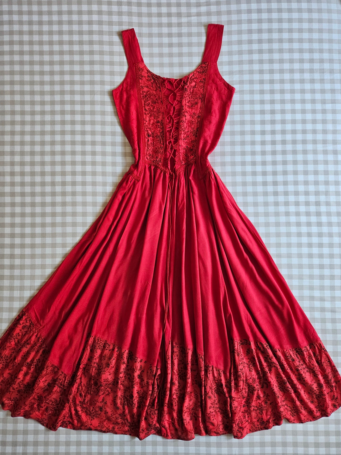 Robe longue rouge brodée fairycore - L