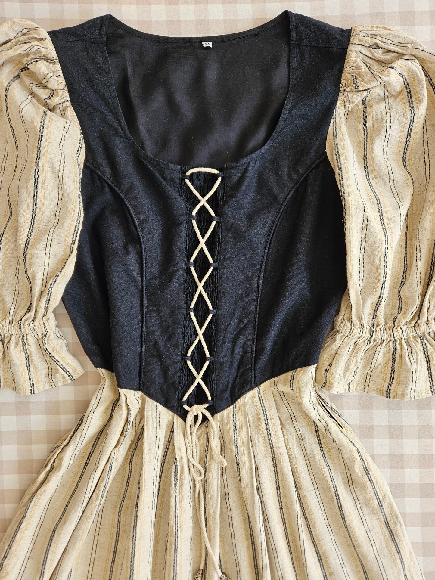 Robe longue vintage à lacets - S/M