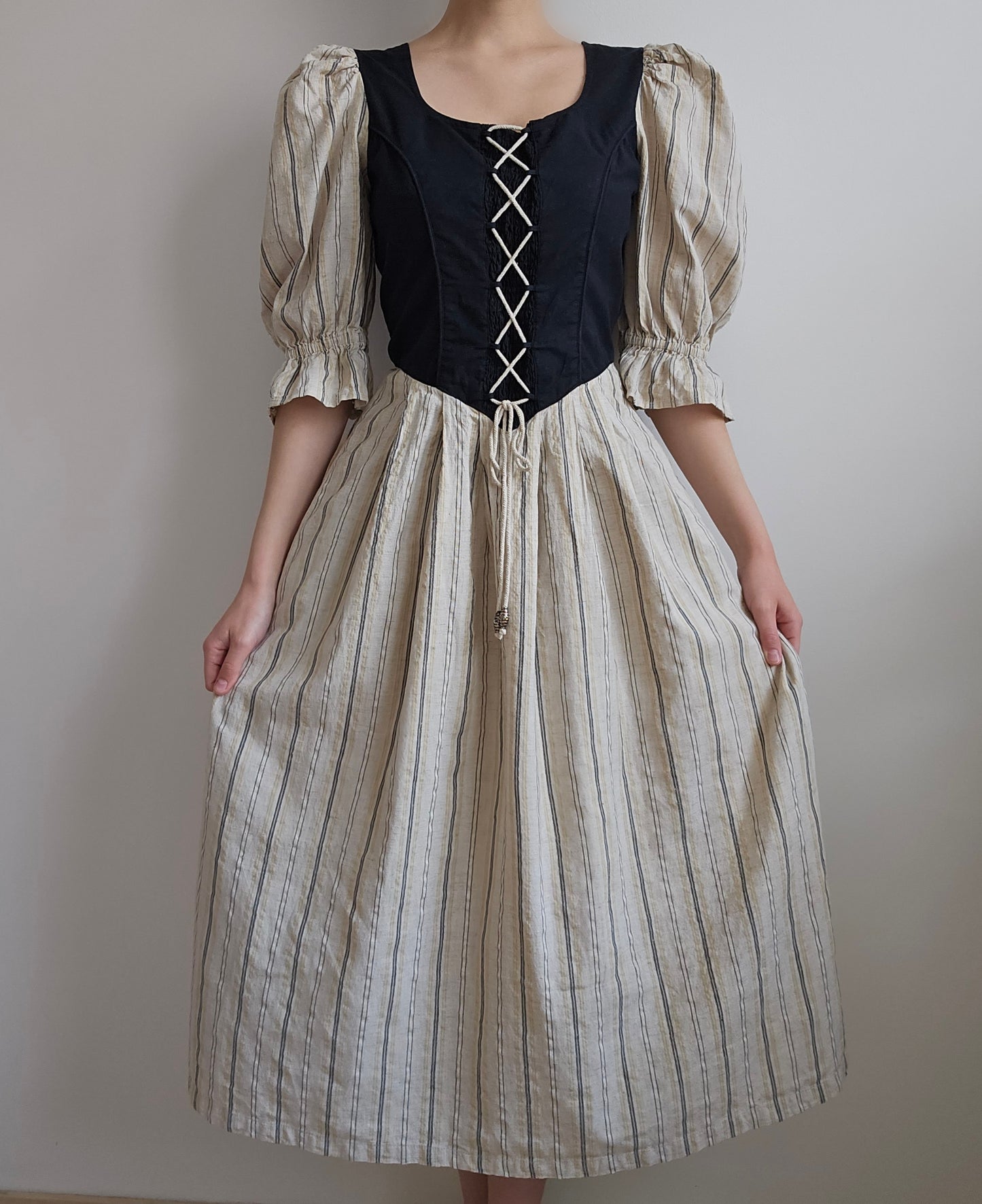 Robe longue vintage à lacets - S/M