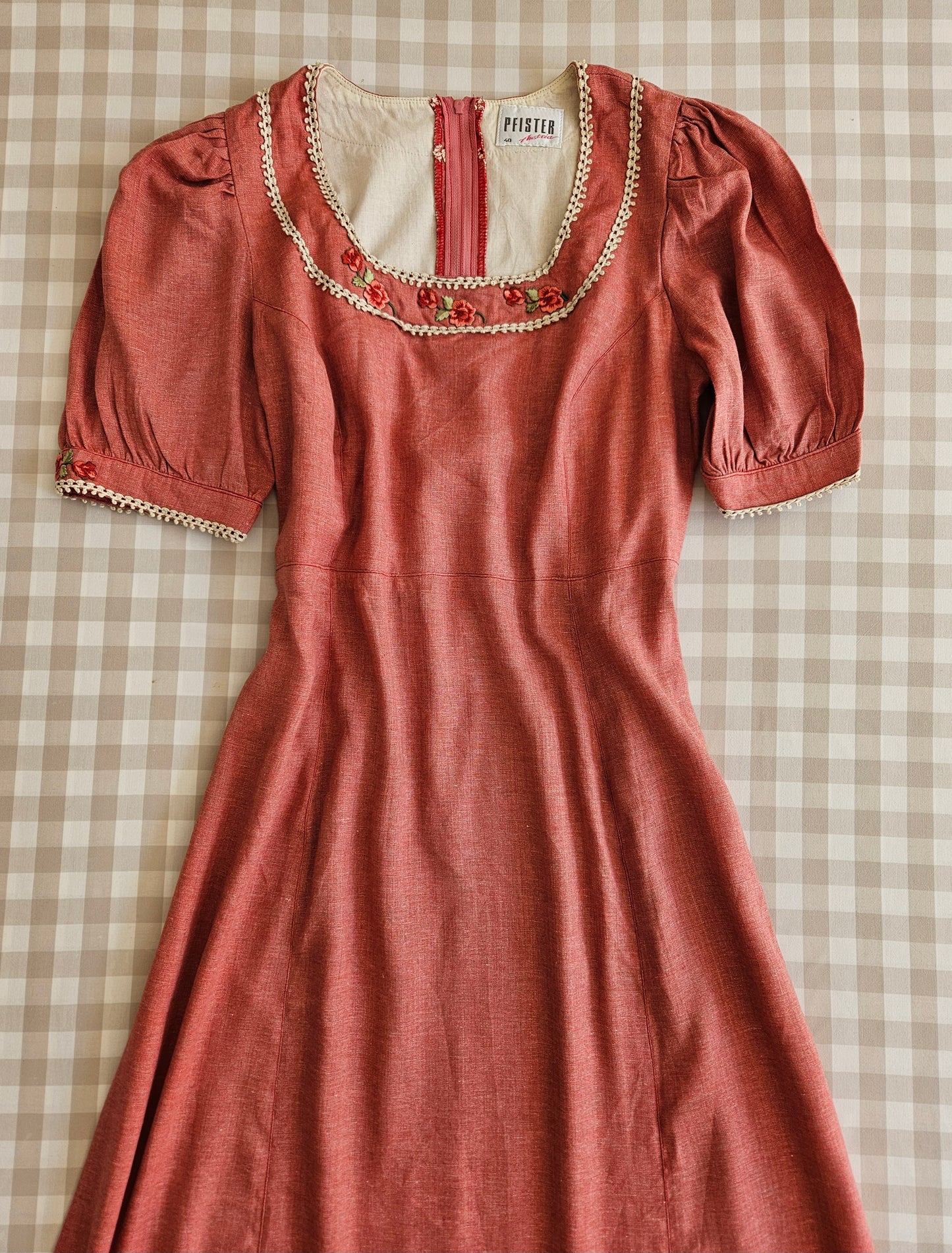 Vintage embroidered linen Regency/Bridgerton style dress - M